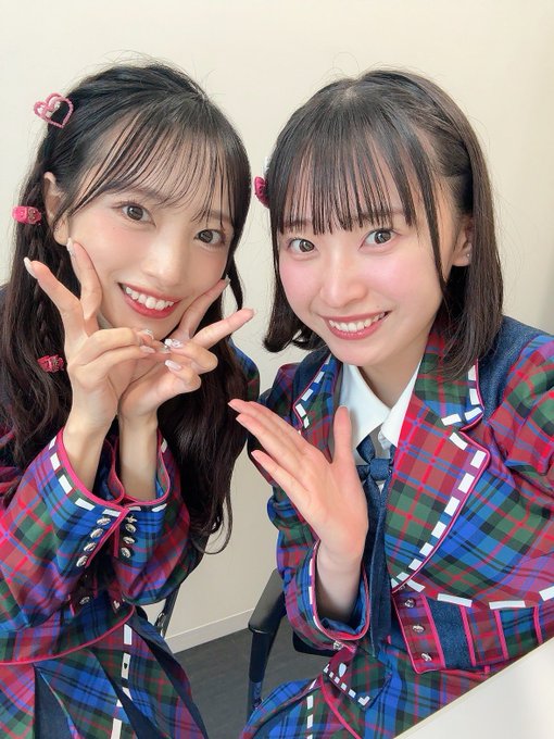 向井地美音と坂川陽香の写真