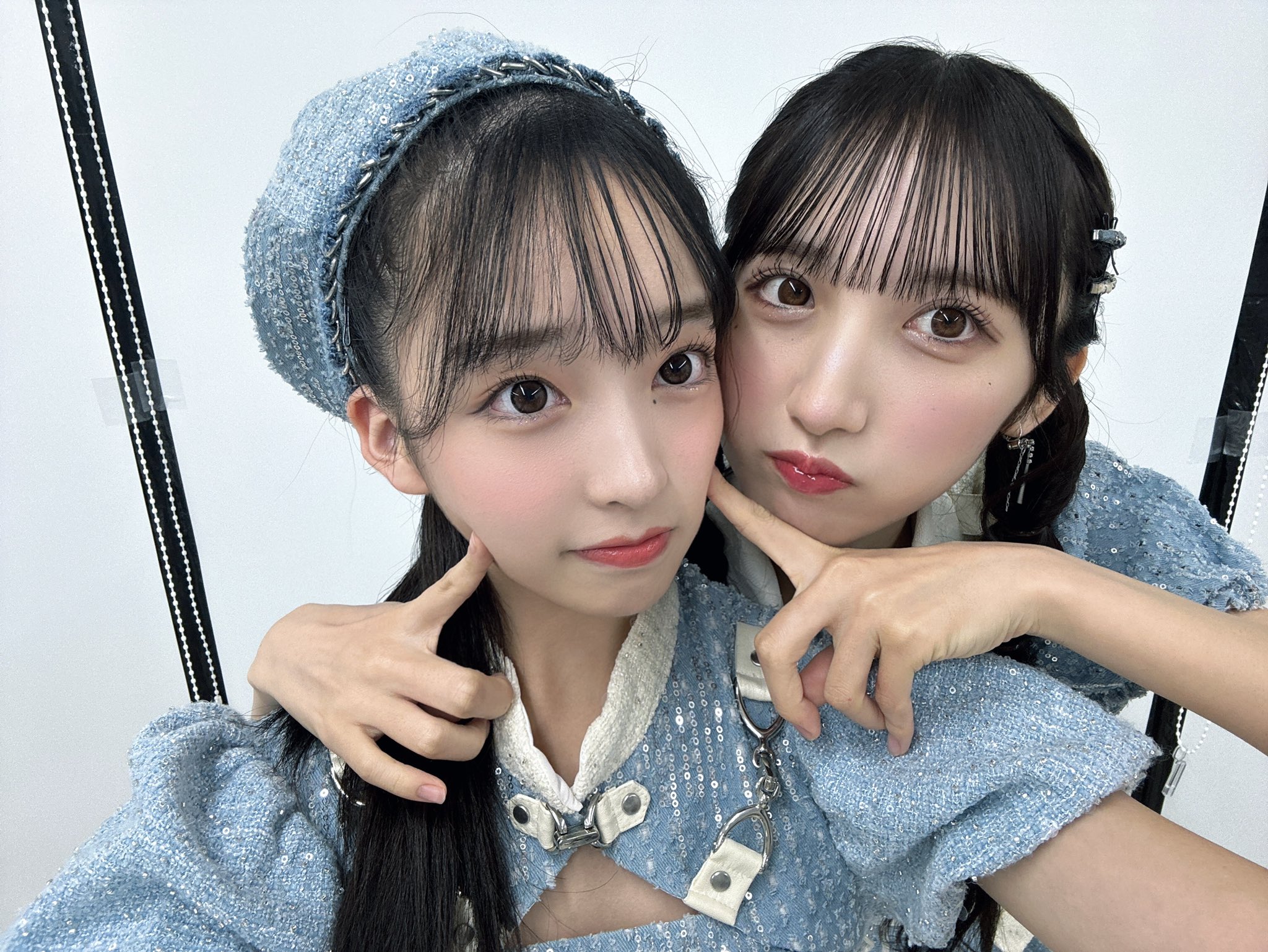 山口結愛と長友彩海の写真