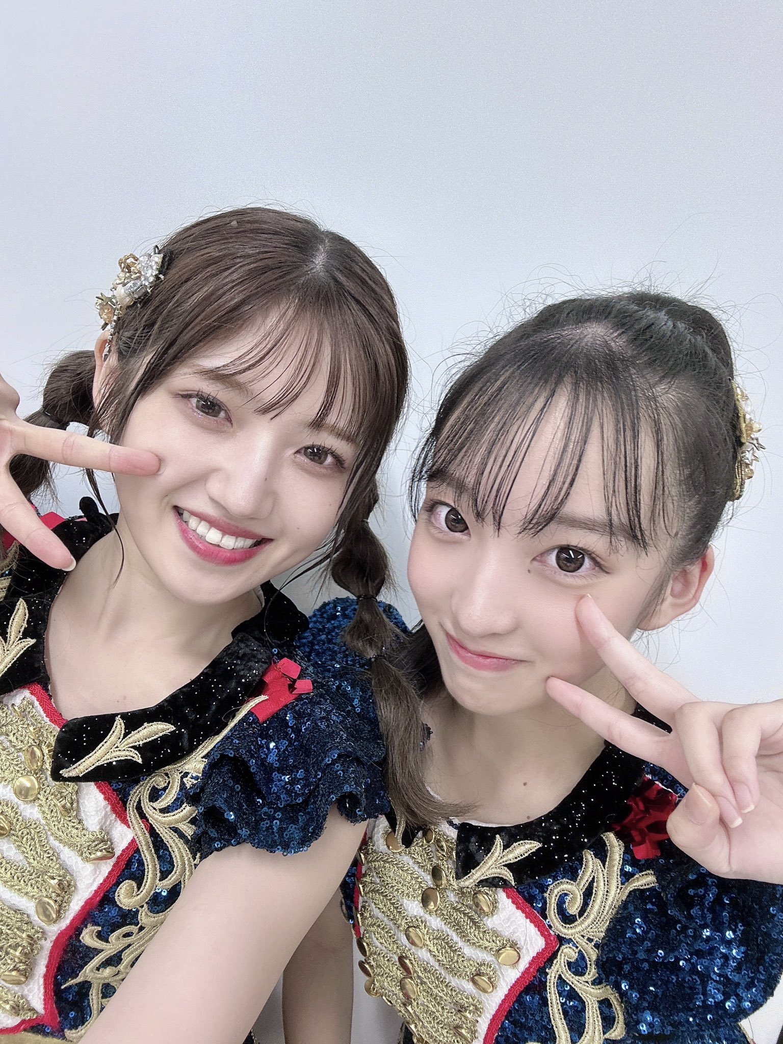 村山彩希と山口結愛の写真